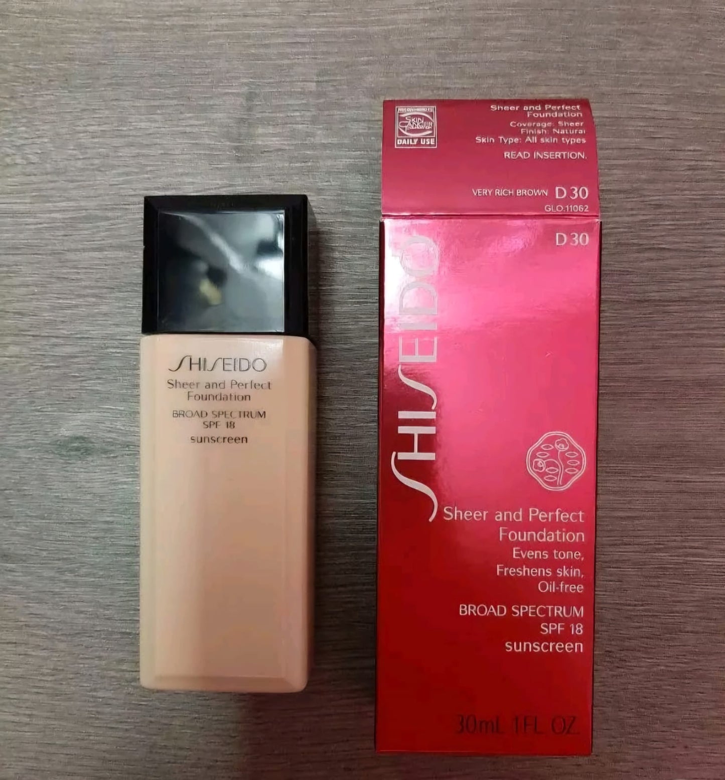 Shiseido Sheer & Perfect Foundation SPF18 D30 Very Rich Brown 1 Oz. New