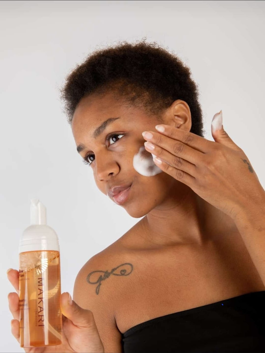 Renewal Glow Cleansing Foam