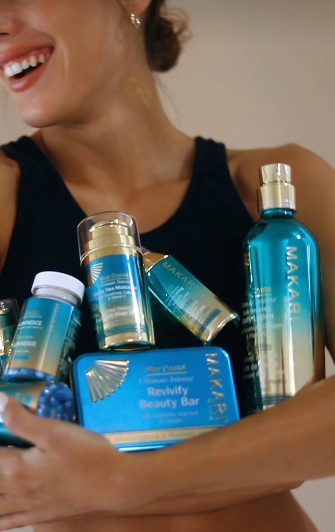 Coffret cadeau revivifiant Makari Blue Crystal - Crème hydratante éclaircissante, lotion,