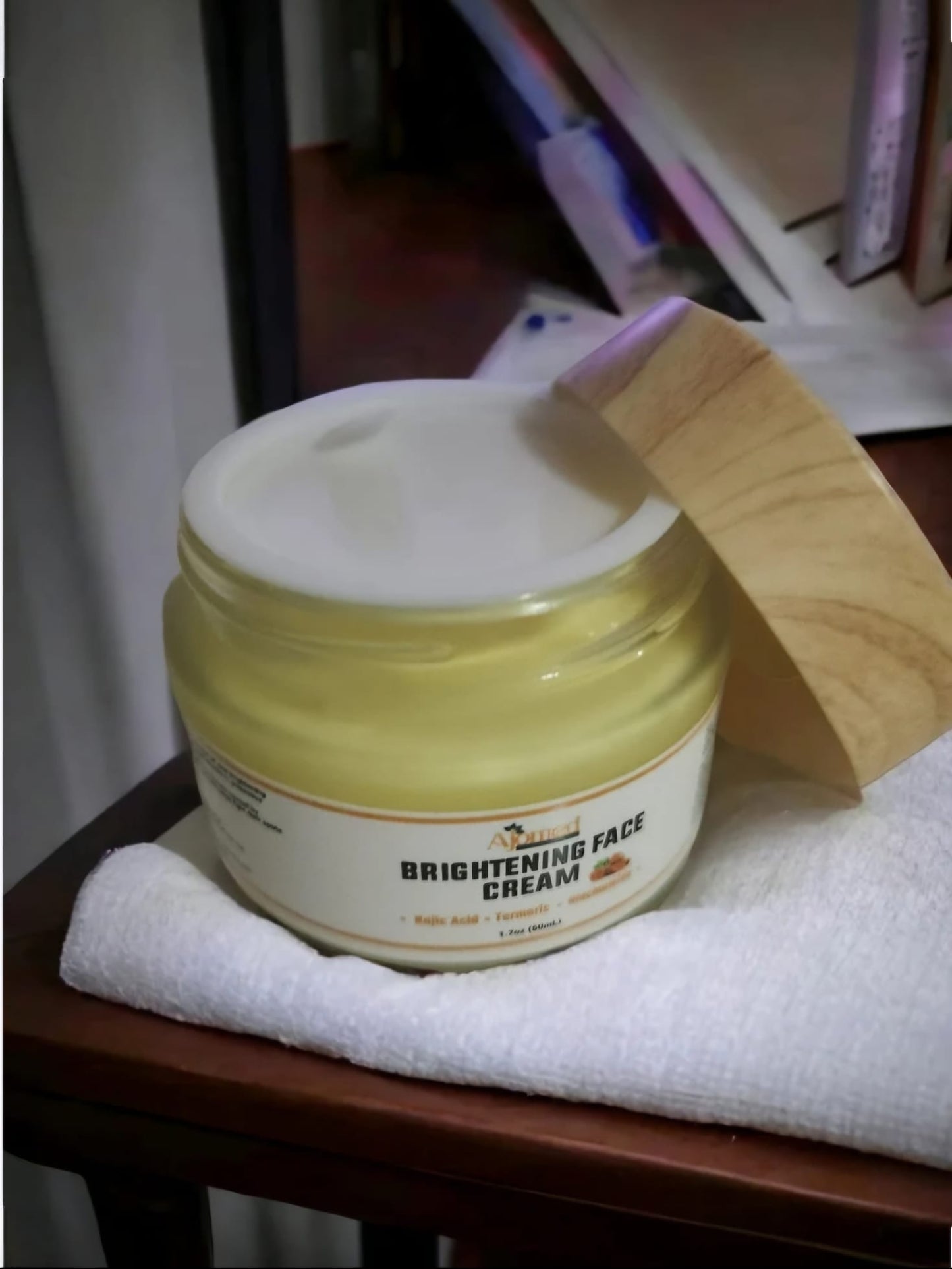 AJOMED Cosmetics and Wellness
Kojic Acid & Turmeric Brightening Neck Face Cream with Alpha Arbutin, Niacinamide and Papaya. Handmade Face cream